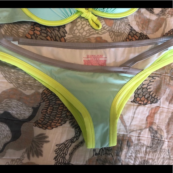 Victoria’s Secret bikini, sz M - Picture 2 of 5